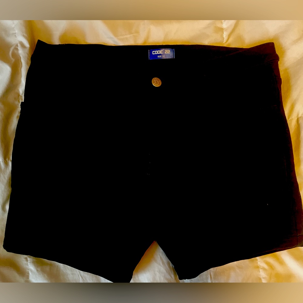 Mens Code 22 Shorts
